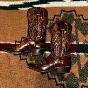 Vintage rainbow stitch Durango cowboy boots